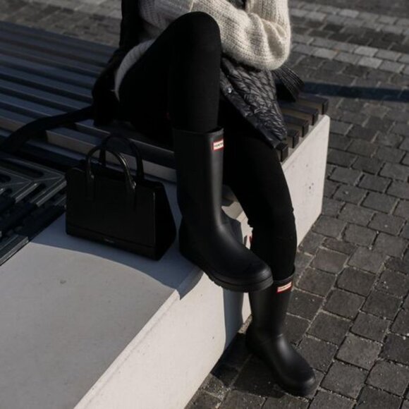 NEW HUNTER Play Tall Boots - Waterproof, Insulated in black For Women 1125 8s4 - Picture 9 of 10